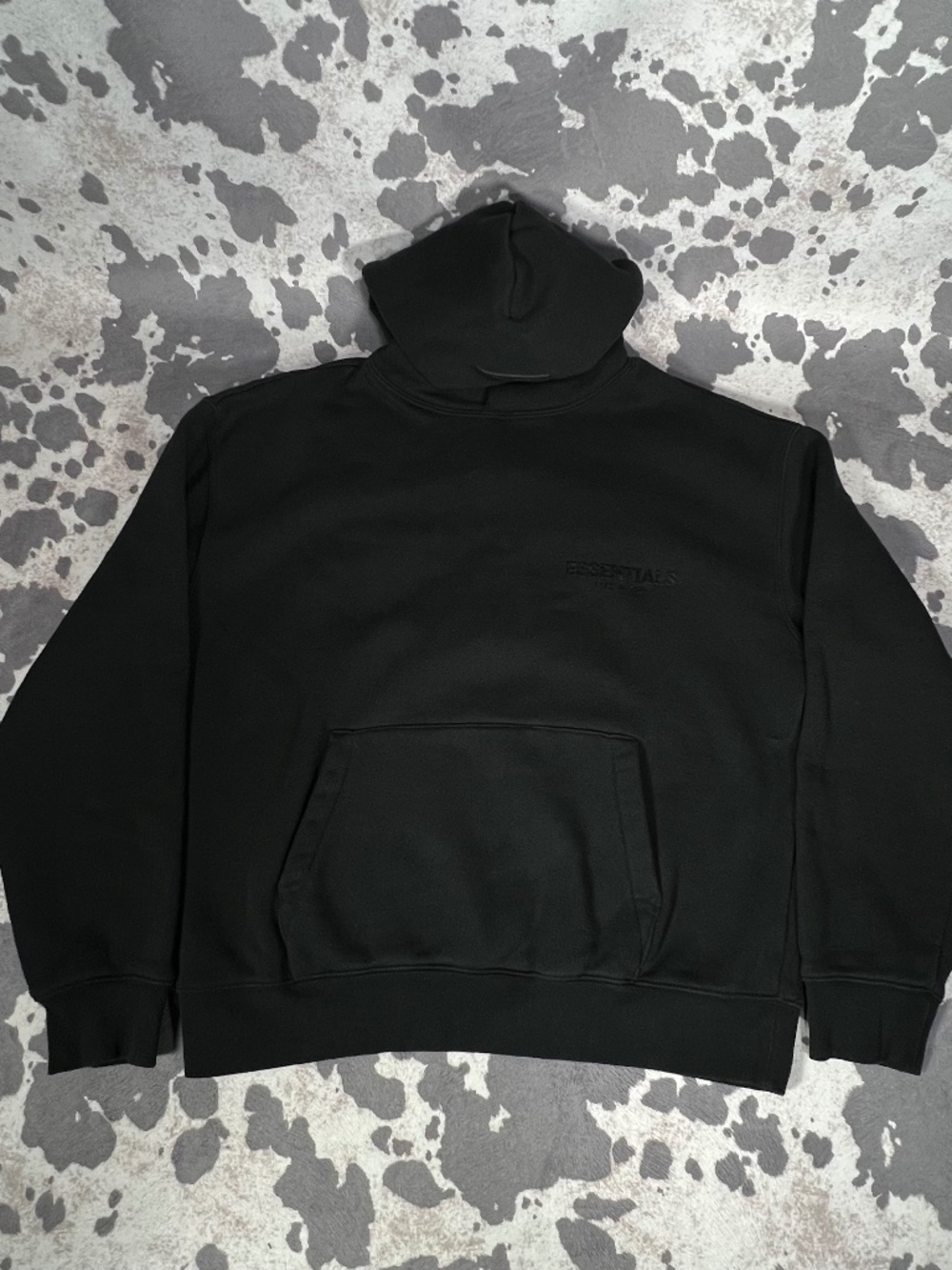 ESSENTIALS BLACK HOODY(M)